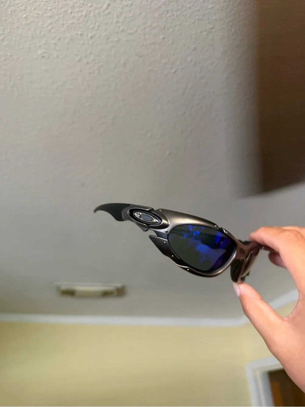 Oakley-Style Men’s Sports Sunglasses in Gunmetal with Blue Mirrors